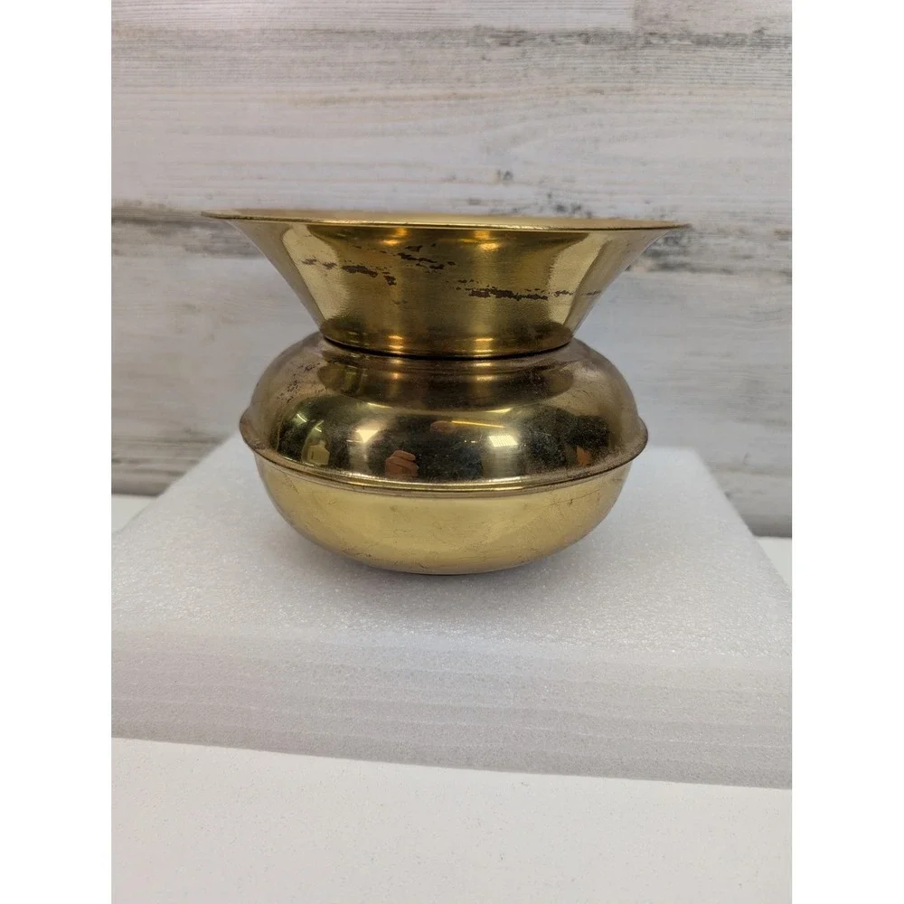 Vintage Brass‎ Spittoon Cuspidor Small Bowl Made In England Rustic Decor Planter